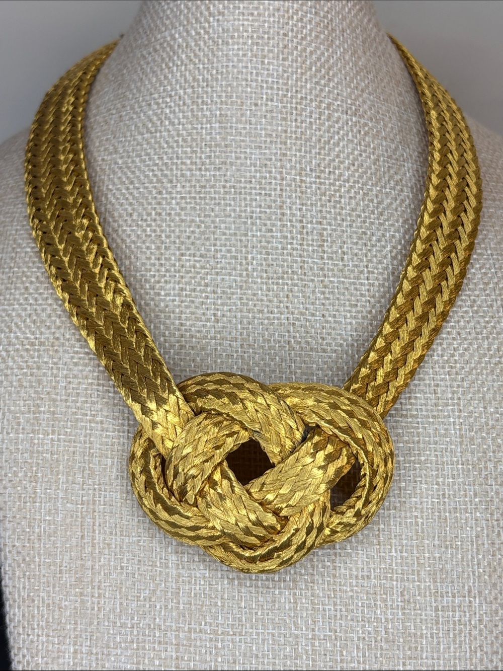 Smithsonian Love-Me-Knot Woven Necklace Gold-Plated Copper Wire